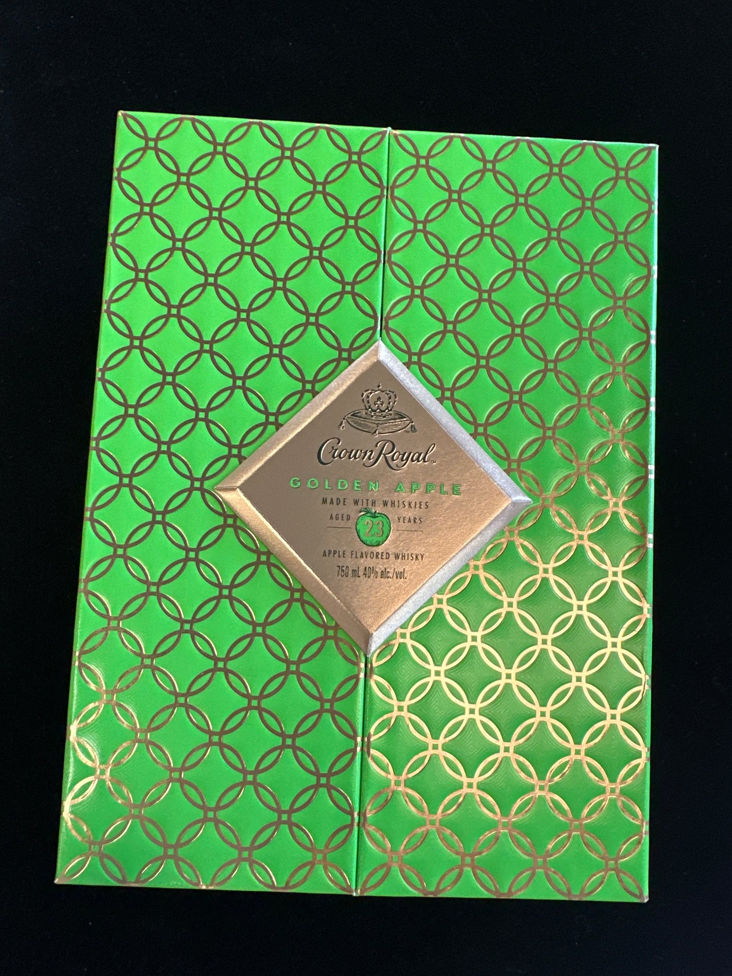 Crown Royal Golden Apple 23yr - 750mL