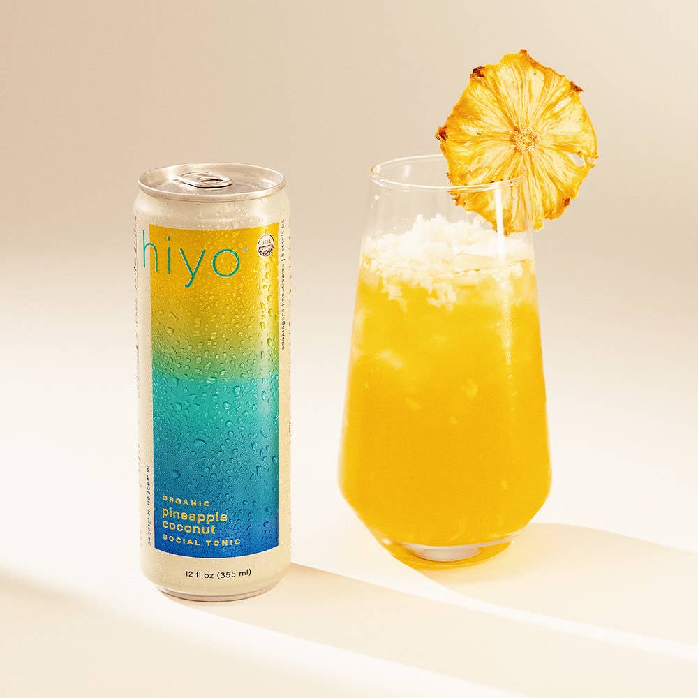Hiyo N/A Pinedapple Coconut 12oz Cans (4pk)