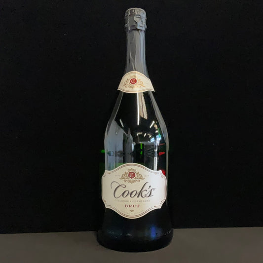 Cook's Extra Dry Champagne 1.5L